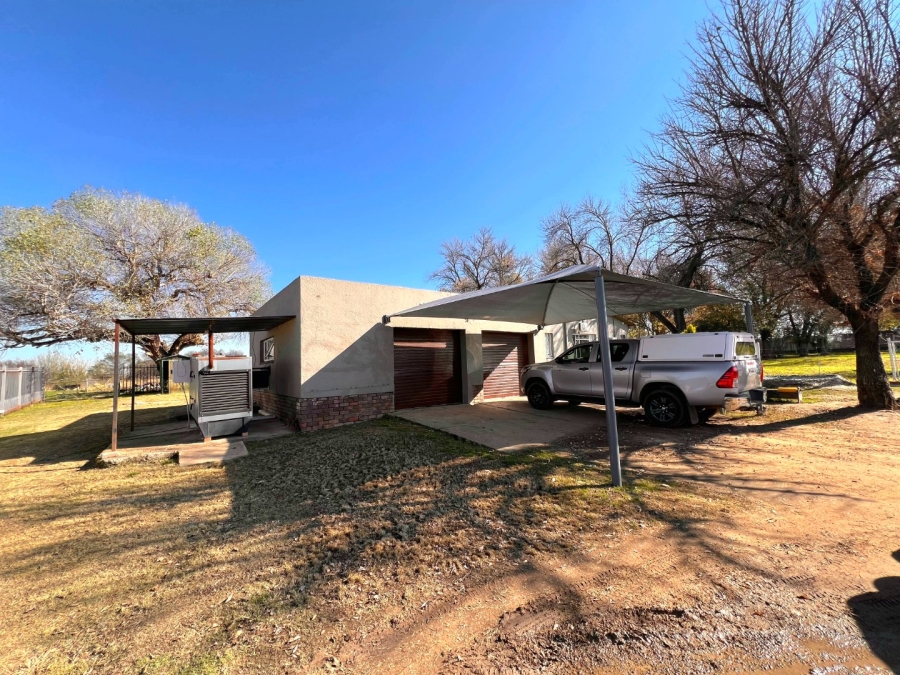 Commercial Property for Sale in Vallombrosa Free State